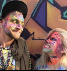 Get painted with your partner!